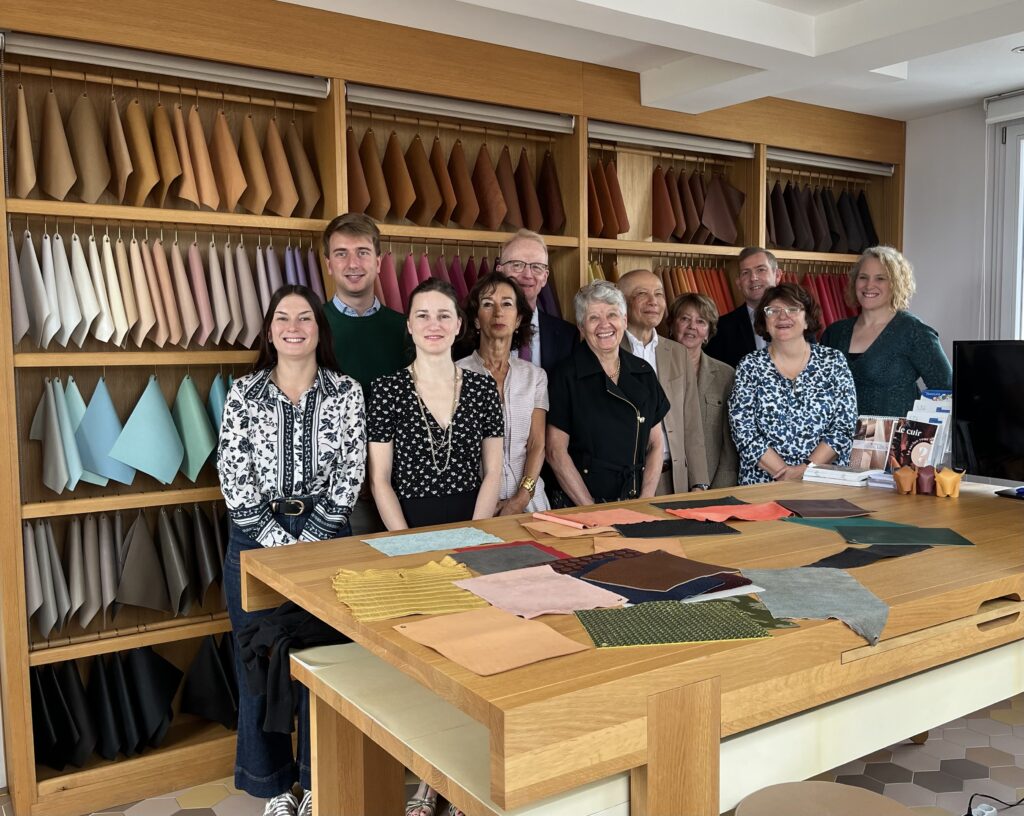 À la découverte des savoir-faire de la filière cuir française
